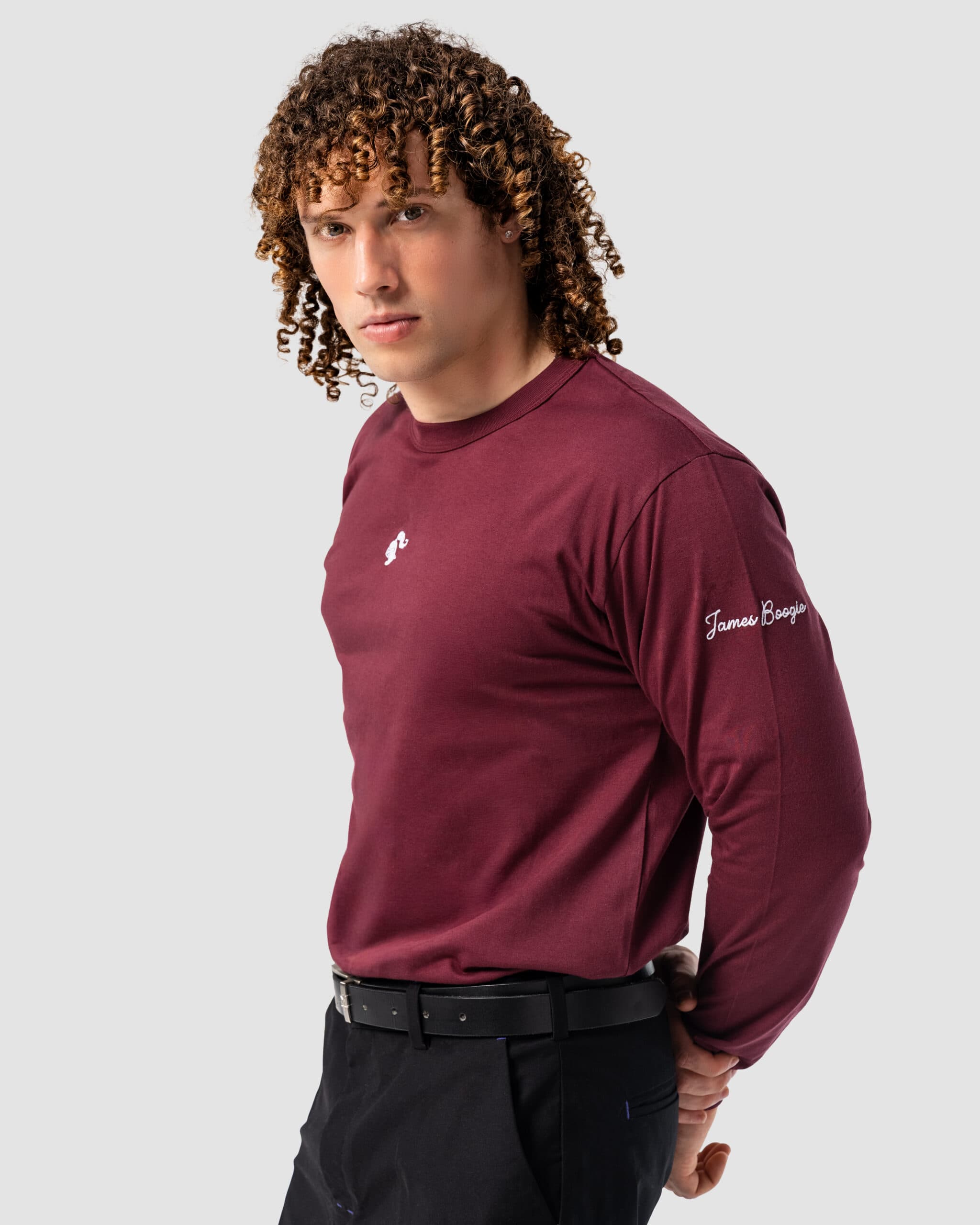 PT'026 - Embroidery T-Shirt Bordo Burgundy - Image 4
